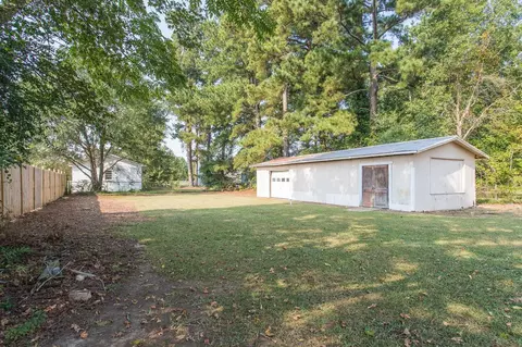 101 Oakdale Dr, Dunn, NC 28334 photo 23