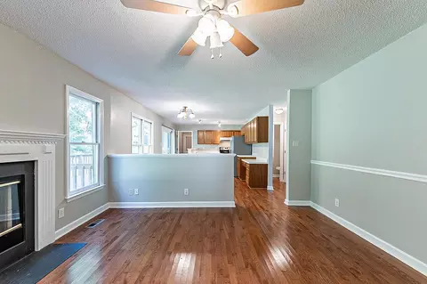 2621 E Shoreham St, Durham, NC 27707 photo 9