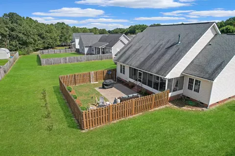 165 Pinecroft Dr, Dunn, NC 28334 photo 7