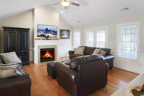 165 Pinecroft Dr, Dunn, NC 28334 photo 8