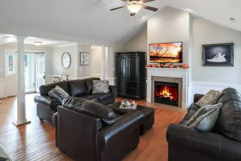 165 Pinecroft Dr, Dunn, NC 28334 photo 9