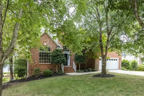 13 Lakehurst Ct, Durham, NC 27713 photo 1