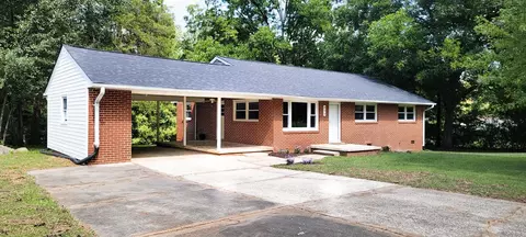 834 Loop Rd, Burlington, NC 27217 photo 2