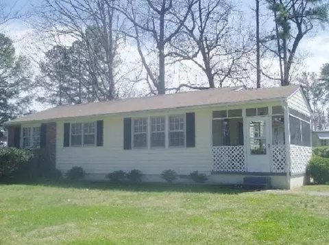 3440 Apache Dr, Raleigh, NC 27609 photo 1