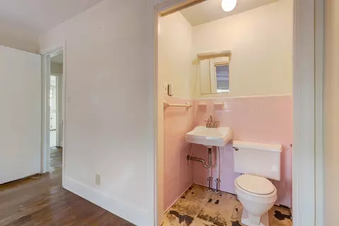 633 Morreene Rd, Durham, NC 27705 photo 17