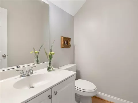 122 Eagles Nest Dr, Durham, NC 27712 photo 5