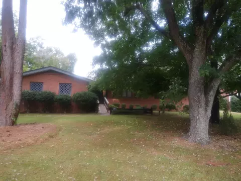 1012 S Brightleaf Blvd, Smithfield, NC 27577 photo 1