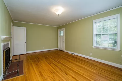 509 E Lavender Ave, Durham, NC 27704 photo 5