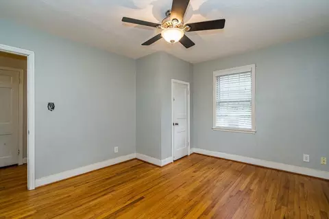 509 E Lavender Ave, Durham, NC 27704 photo 16