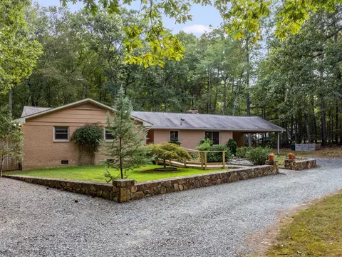4425 Renfrew Dr, Durham, NC 27705 photo 3