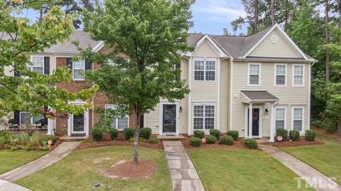 28 Sharpstone Ln, Durham, NC 27703 photo 2