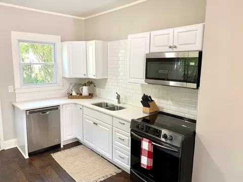 1013 Lancaster St, Durham, NC 27701 photo 5