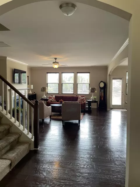 628 Poplar St, Durham, NC 27703 photo 2