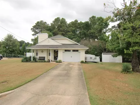 113 Rose Cir, Dunn, NC 28334 photo 1