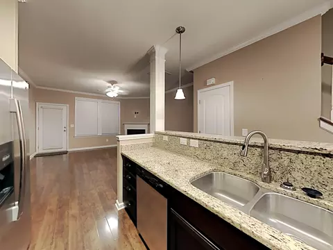 328 Carthage Ct, Durham, NC 27703 photo 4