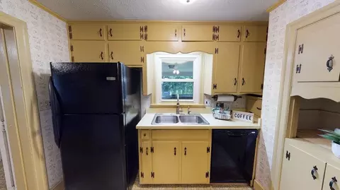 103 E Third St, Princeton, NC 27569 photo 13