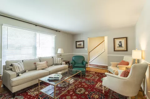 504 Pinecroft Dr, Raleigh, NC 27609 photo 4