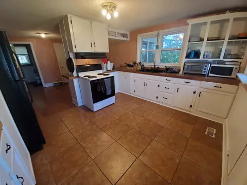 2945 Mt Pleasant Rd, Willow Spring, NC 27592 photo 6