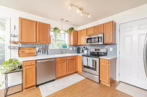 4 Marsh Landing Ct, Durham, NC 27703 photo 9