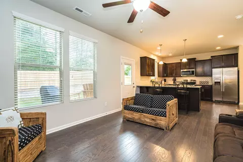 104 Canvasback Dr, Durham, NC 27704 photo 9