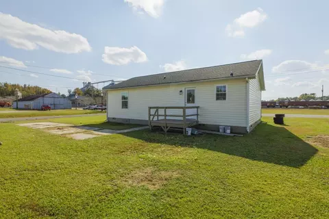 309 E Railroad, Selma, NC 27576 photo 25