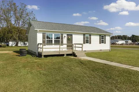 309 E Railroad, Selma, NC 27576 photo 3