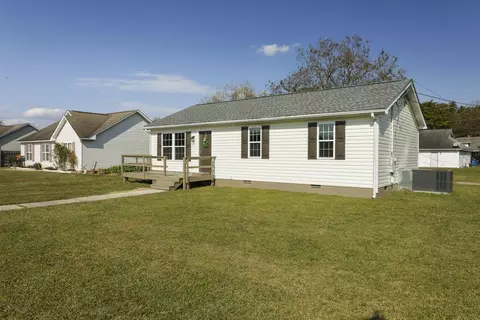 309 E Railroad, Selma, NC 27576 photo 2