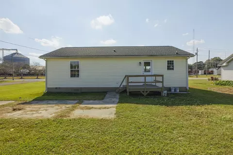309 E Railroad, Selma, NC 27576 photo 24