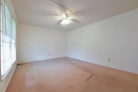 105 Bluegrass Dr, Garner, NC 27529 photo 6