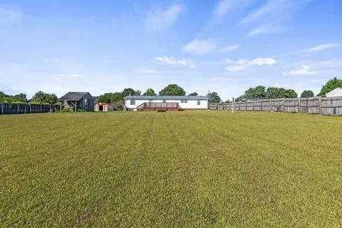 2410 Benson Hardee Rd, Benson, NC 27504 photo 29