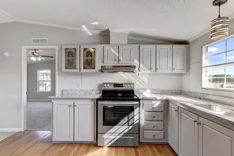 2410 Benson Hardee Rd, Benson, NC 27504 photo 10