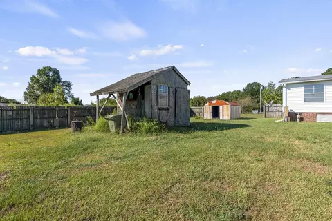 2410 Benson Hardee Rd, Benson, NC 27504 photo 27