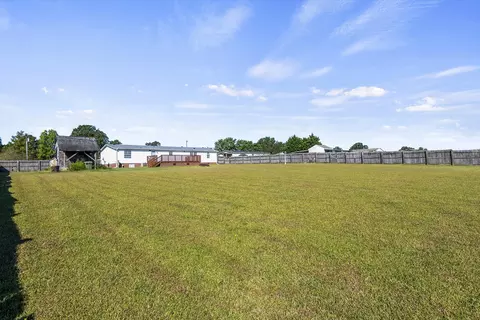 2410 Benson Hardee Rd, Benson, NC 27504 photo 30