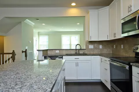 1040 Brownsmith Dr, Apex, NC 27502 photo 10