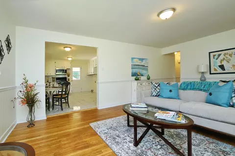 415 Pleasant Dr, Durham, NC 27703 photo 5