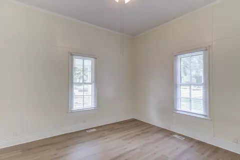 413 S Third St, Smithfield, NC 27577 photo 6