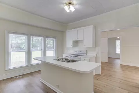 413 S Third St, Smithfield, NC 27577 photo 7