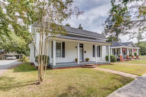 413 S Third St, Smithfield, NC 27577 photo 2