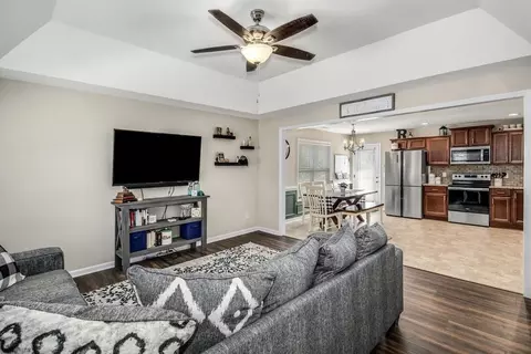 344 Bent Tree Ln, Dunn, NC 28334 photo 4