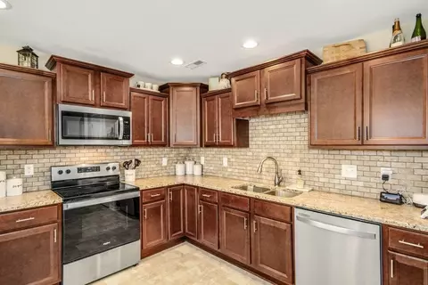 344 Bent Tree Ln, Dunn, NC 28334 photo 8