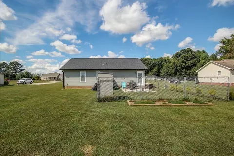 344 Bent Tree Ln, Dunn, NC 28334 photo 17