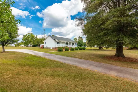 405 Danielle Dr, Garner, NC 27529 photo 1