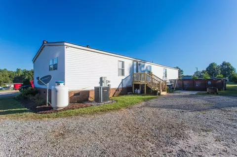 109 Robins Nest Ln, Middlesex, NC 27557 photo 5
