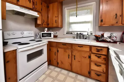 2602 Rolling Pines Ave, Durham, NC 27703 photo 9