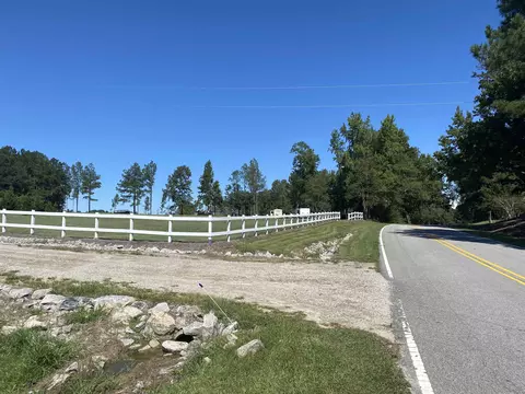 259 Embro Vaughn Rd, Macon, NC 27551