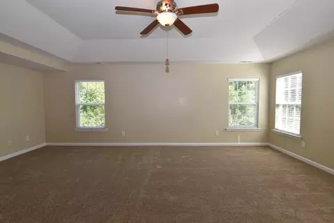 619 Ashburn Ln, Durham, NC 27703 photo 17