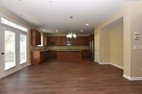 619 Ashburn Ln, Durham, NC 27703 photo 7