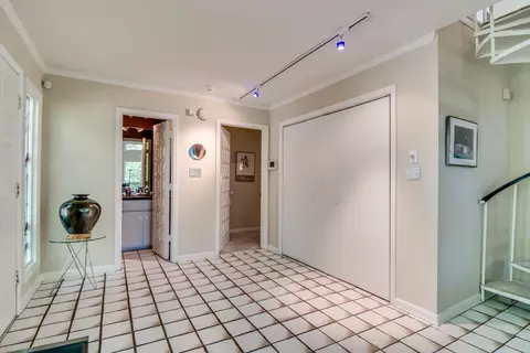2203 Stuart Dr, Durham, NC 27707 photo 8