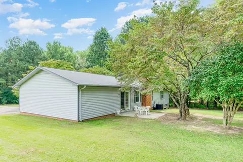 301 Edgewater Dr, Broadway, NC 27505 photo 20