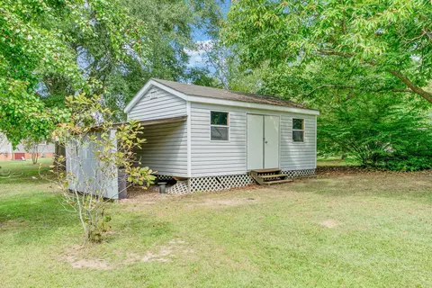 301 Edgewater Dr, Broadway, NC 27505 photo 23